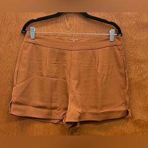 Better Be high waist tailored shorts back zipper faux pockets caramel brown LG
